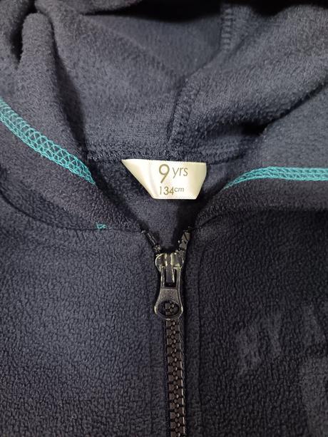 Mikina z teplákmi, 134