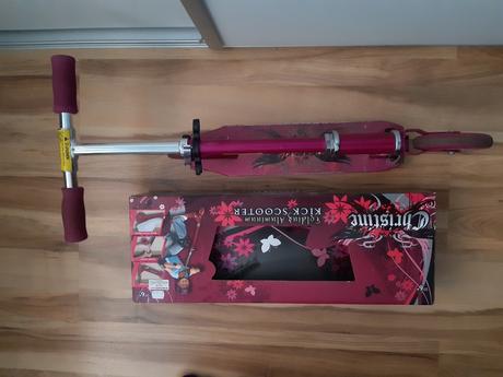 Fialova kolobezka od 6r.+orig.krabica, 