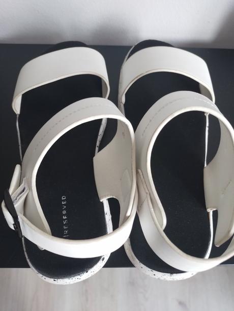 Sandálky, reserved,36