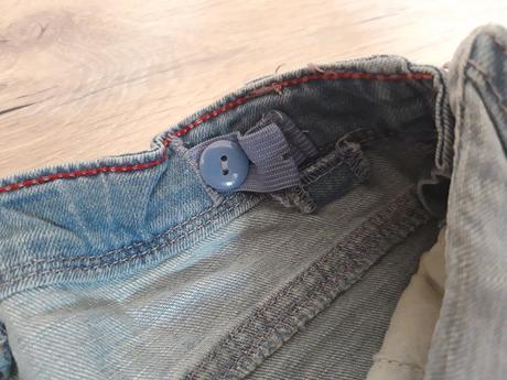 Riflové kraťasy na traky, c&a,140