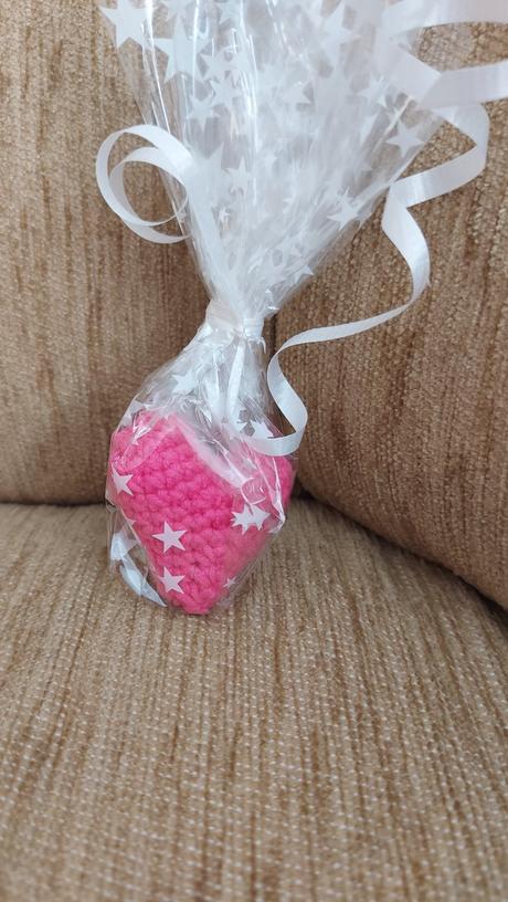 Háčkovaný prívesok srdiečko, 