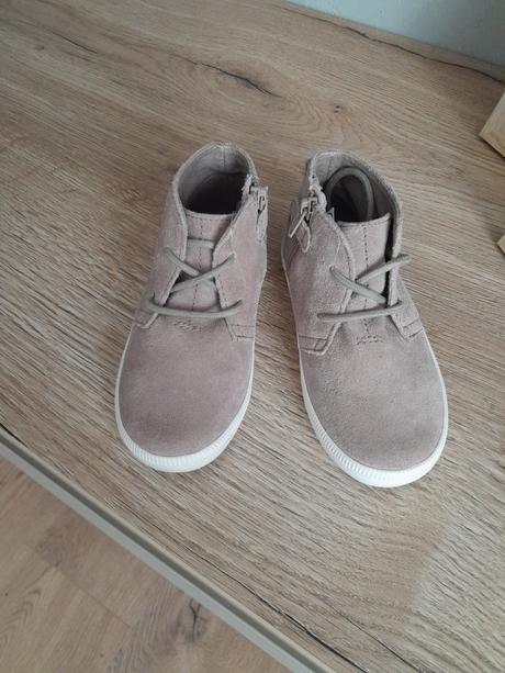 Chlapcenske topanocky, next,25 / 26