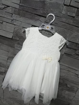 Slávnostné šaty, 68