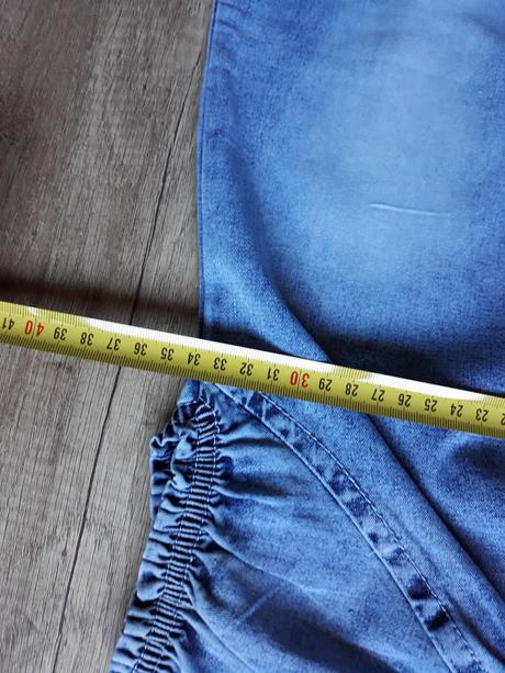 Rifľové šaty, 122