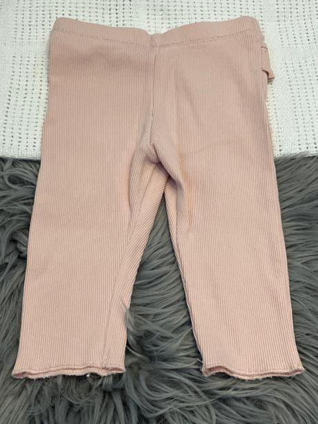 Dievčenské rebrované legíny s fodričkou h&m (68), h&m,68