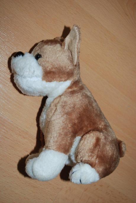 Psík cca 19cm,