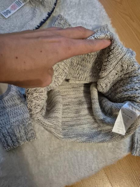 Zimné svetríky, 86