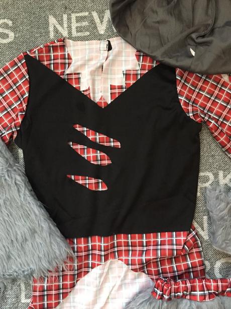 Dievcensky kostym vlkodlak 8-10 rokov,