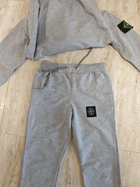 Tepláková súprava, 134