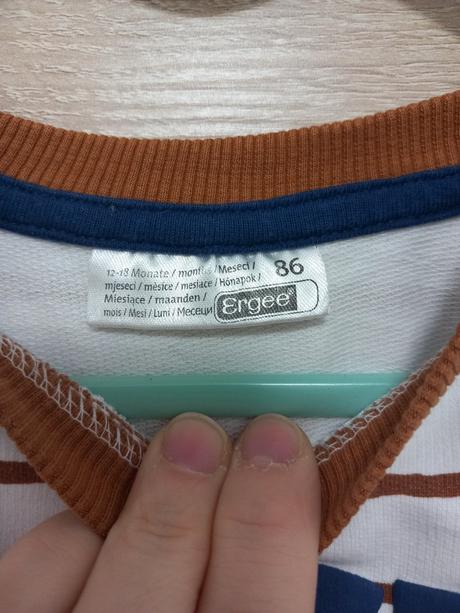 Pásikavá mikina, ergee,86