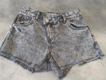 Bershka, riflové šortky veľ.32, bershka,32