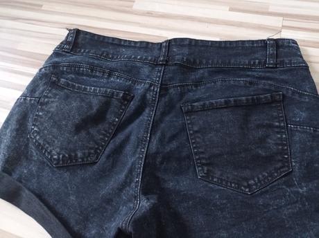 Letné čierne kratase veľkosť l, new yorker,l