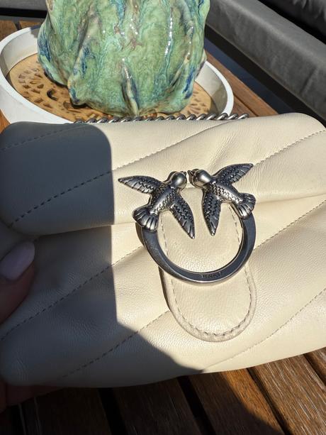 Kabelka pinko, pinko