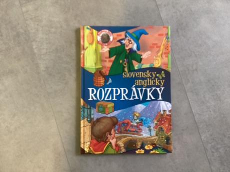 Kniha rozpravky anglicky, 