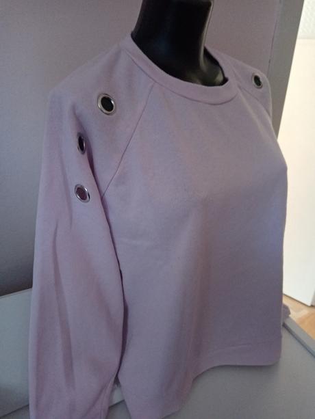 Mikina s kovovou aplikáciou, amisu,l