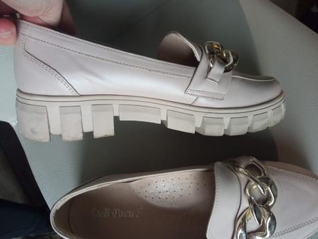 Kožené mokasíny, 37