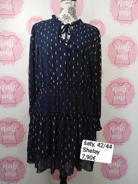 Modré šaty so zlatým vzorom, 42