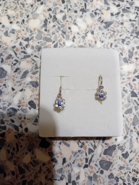 Náušnice z bieleho zlata, 