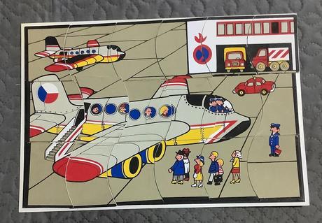 Velke plastove puzzle 80 roky 5 typov,