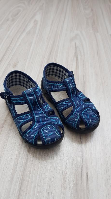 Papučky, ren but,24