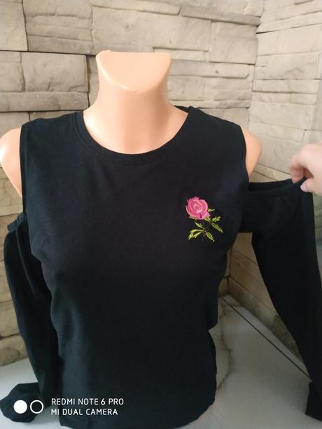 Tričko s holými pleciami, s