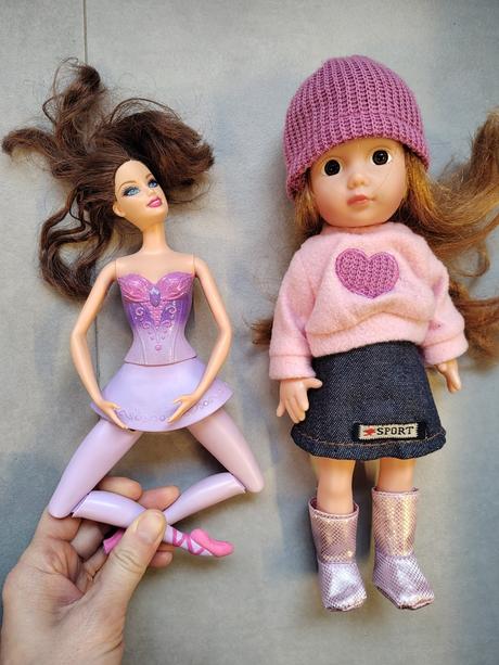 Barbie baletka a moderná bábika, 