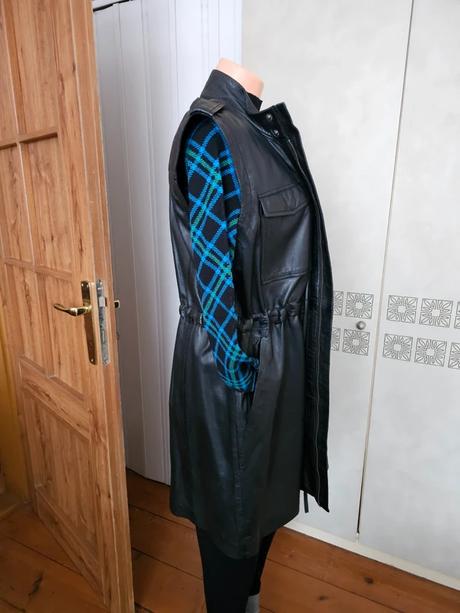 Luxusna  kožená vesta, armani,l