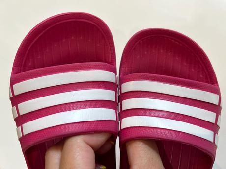 Šľapky zn.adidas (veľ.k11-28/29), adidas,29