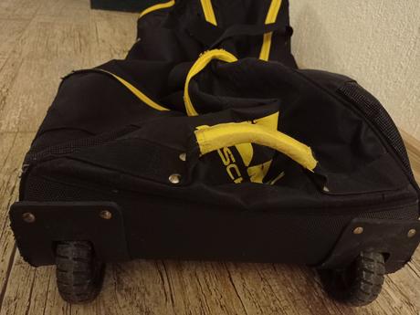 Hokejová taška, fischer