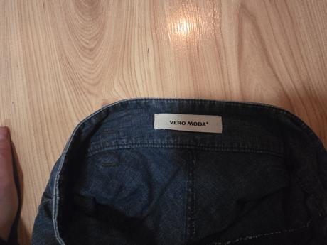 Riflová sukňa, vero moda,34