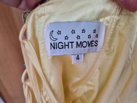 Spoločenské šaty krátke, 