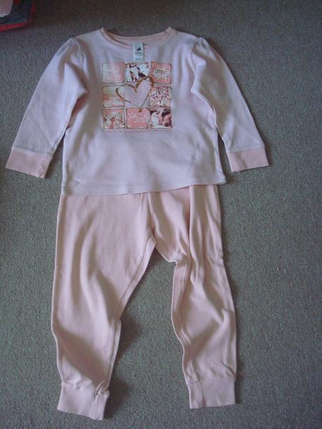 Pyzamo dl.rukav, vel. 98/104, zn. c&a, palomino,98