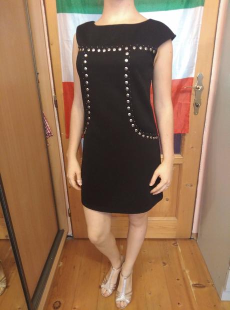 Cierne business saty, s