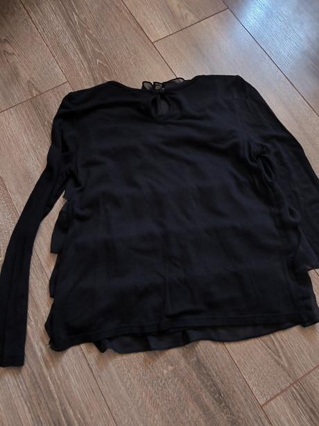 Elegantný top s volánikmi, h&m,146