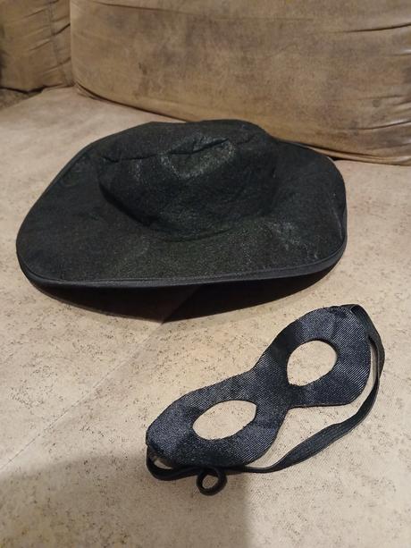 Kostým zorro,