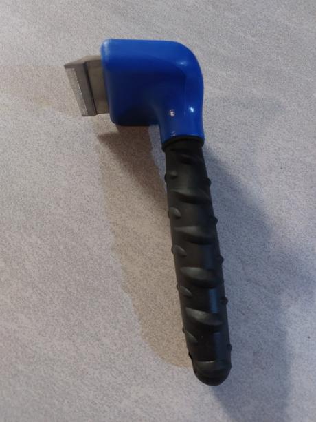 Kovový česák na psov a mačky, 