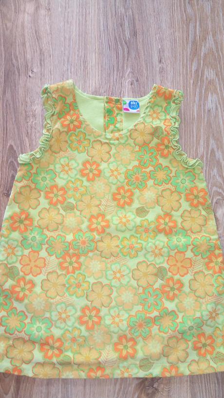 Balík šiat pre dievčatko, 86–98