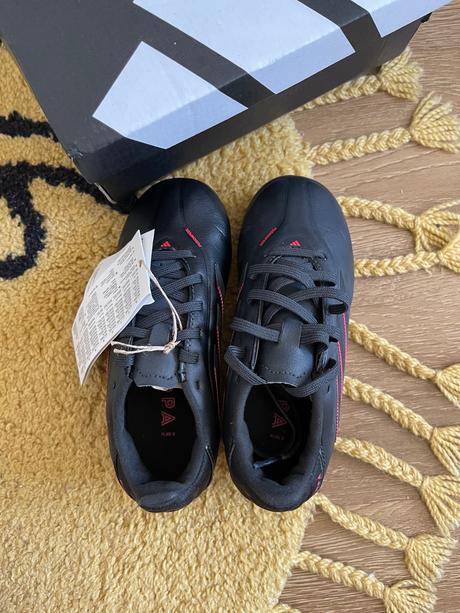 Kopačky, adidas,28