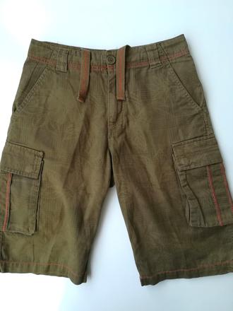 Kapsáčové kraťasy, 134