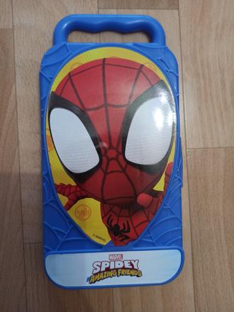 Omaľovánka v puzdre s fixami spiderman,