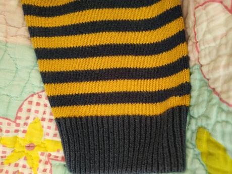 Pulovrik veľ. 6-7rokov, f&f,128