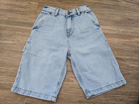 Šortky č.122, zara,122