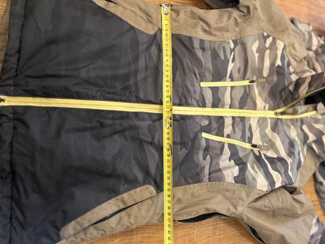 Zimna bunda do mesta i na lyzovanie, authority,s