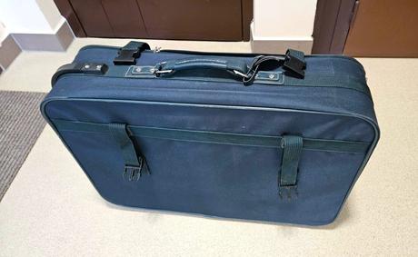 Velky, lahky cestovny kufor 70x50x20 cm, 