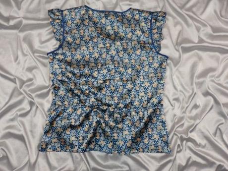 Kvalitná saténová blúzka, 40