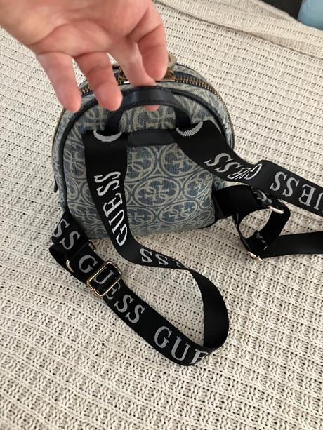 Guess ruksak batoh, guess