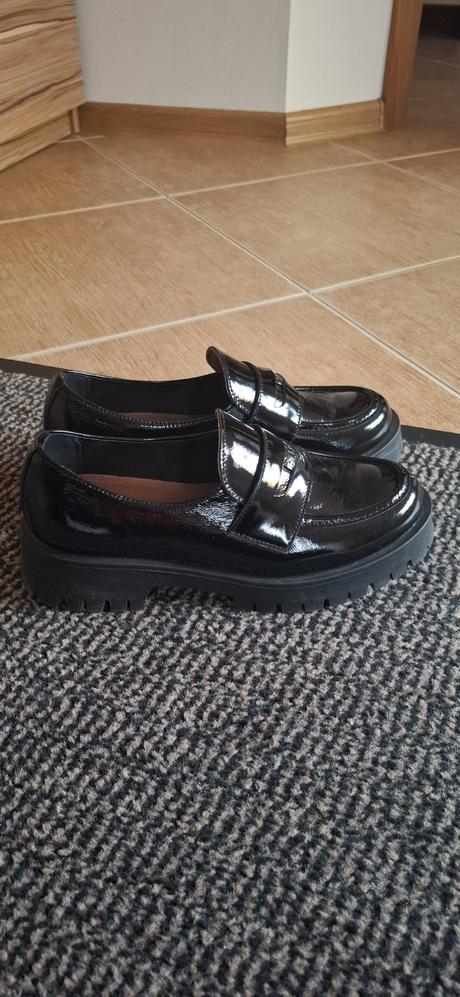 Kožené pohodlné topánky - mokasíny, 38