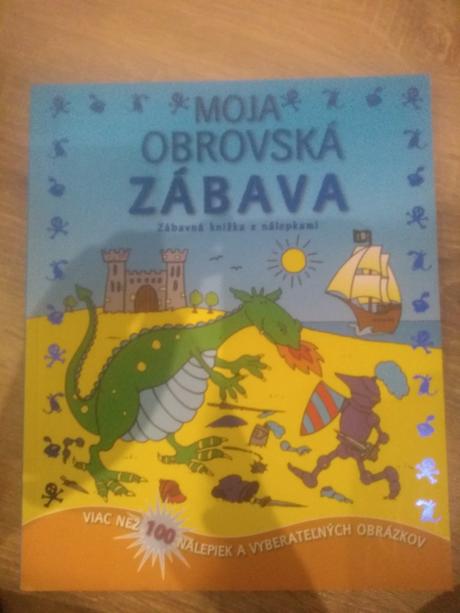 Zábavná knižka s nálepkami, 