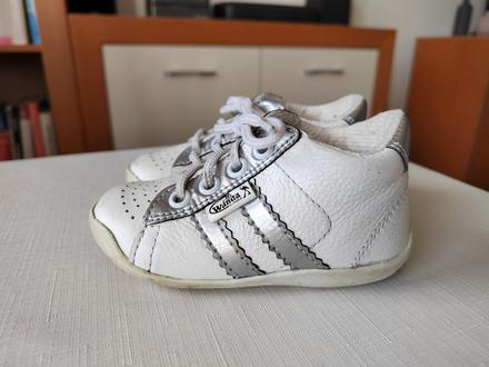 Tenisky wanda bielo-strieborné v.21, wanda,21