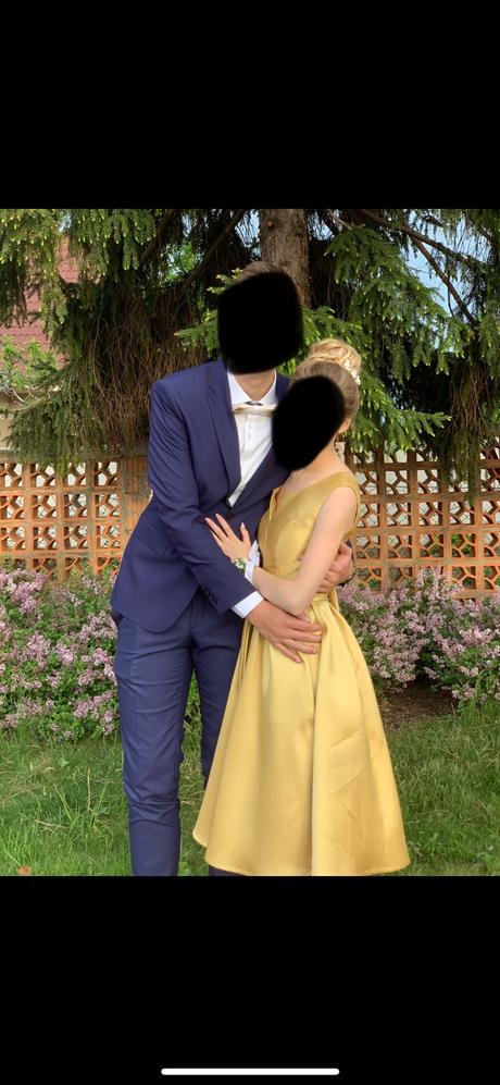 Zlaté spoločenské šaty so šnurovačkou, xs